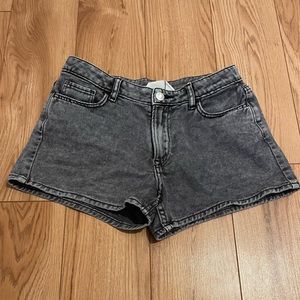 h&m gray jean shorts